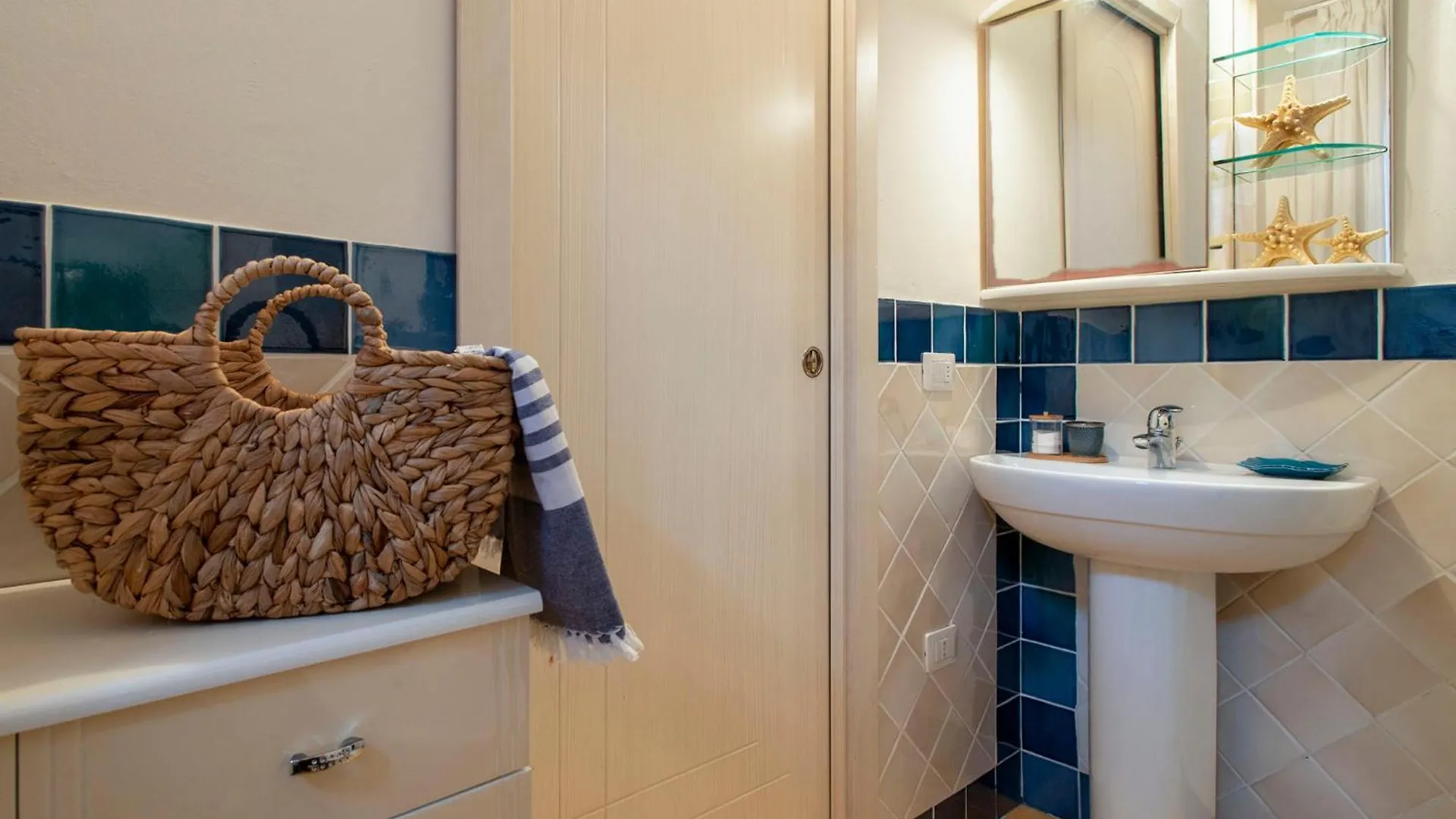 Apartment Orizzonti 5 By Interhome Golfo Aranci